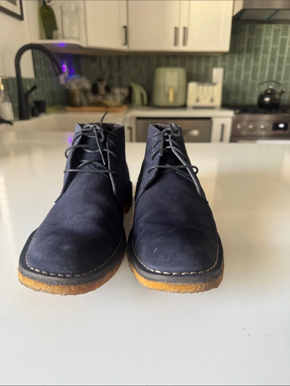 Johnston & Murphy Navy Suede Chukka Boots with Gum Sole